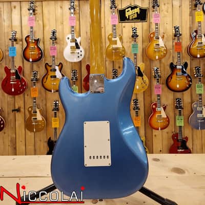 Fender Limited Edition Vintera II Road Worn '60s Stratocaster Rosewood Fingerboard image 18