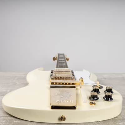 Gibson 1963 Les Paul SG Custom Reissue with Maestro Vibrola, Classic white | Demo image 23