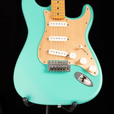 Squier 40th Anniversary, Vintage Edition Stratocaster Satin Seafoam Green image 3