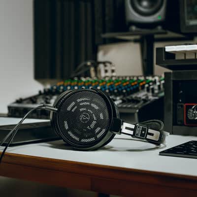 Audio-Technica ATH-R30X Reference open-back Headphones|Open-back professional reference headphones, fixed cable. Bild 5