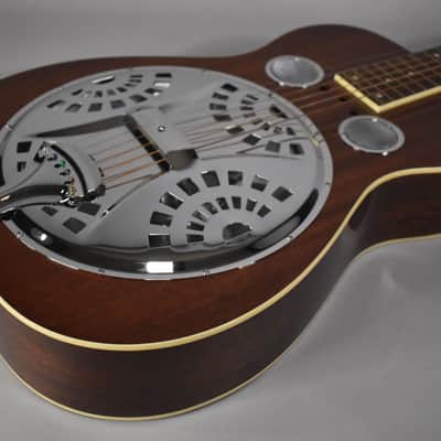 Regal RD-40S Square Neck Resonator Left-Handed | Natural Gloss Finish W/HSC image 8