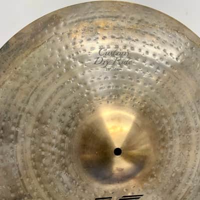 Zildjian 20" K Custom Dry Ride Cymbal 1989 - 2019 - Traditional - NOS - 3028 Grams image 2