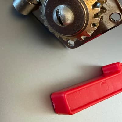 Fender Mustang Short shaft bass tuner 1/3 (non original flathead screw) 1970s image 4