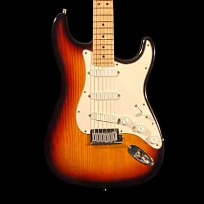 Fender American Deluxe Stratocaster Plus w/ Lace Sensor & Case - Used image 2