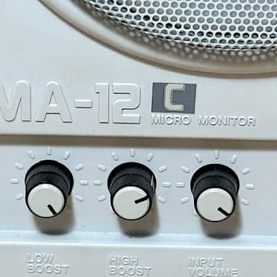 Roland MA-12C, White, Powered Nearfield Monitor, w/ Mounting Bracket, Very Good Condition image 2