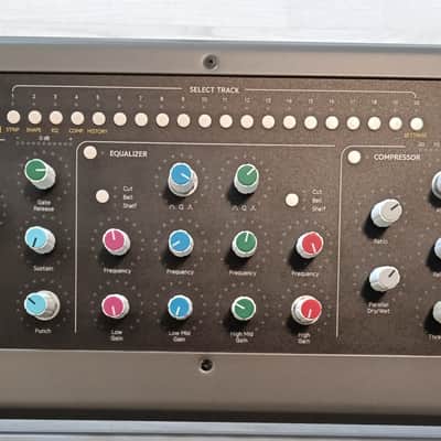 Softube Console 1 MkII (Console Only THE FADERS HAVE BEEN SOLD ALREADY!!)+ custom Knobs image 3