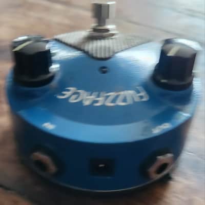 Jim Dunlop FFM1 Fuzz Face Blue Silicon 2000s image 5
