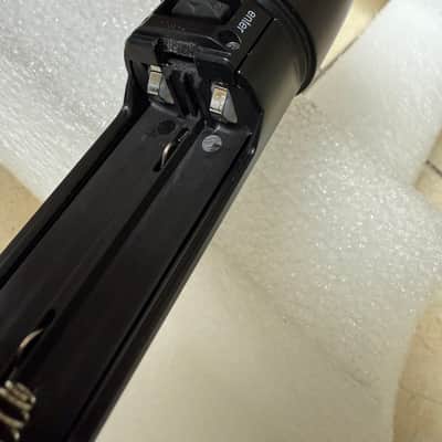 Shure AD2 Handheld Transmitter (G57: 470–616 MHz), worldwide shipping image 8