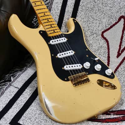 Fender Custom Shop Limited Edition 70th Anniversary 1954 Stratocaster Hardtail Relic Nocaster Blonde with Black Pickguard & Gold Hardware 7.10 LBS image 8