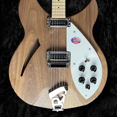 Rickenbacker 330 2023 - Walnut image 2