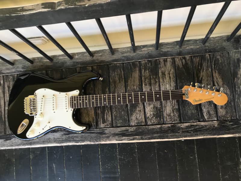 Fender E Series Stratocaster 1985 - Black image 1