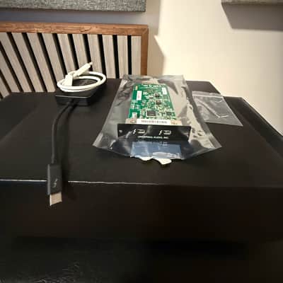 Universal Audio Apollo Thunderbolt 2 option card - with adapter Thunderbolt 3 and original cablet Apple Thunderbolt 2 image 2