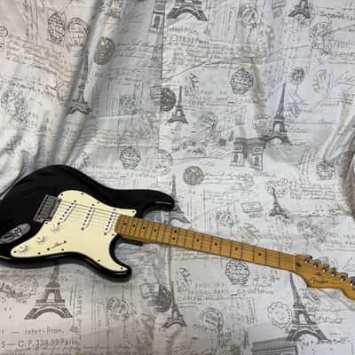 2001 Fender American Standard Stratocaster with Maple Fretboard Black Finish Original Case image 7