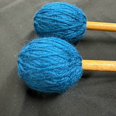 Innovative Percussion IP100 Mallets, Soft, 1 Pair, Birch w/Teal Yarn - EXCELLENT image 5