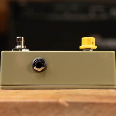 JHS Coyote Fuzz Pedal image 4