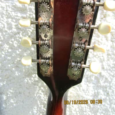 Gibson A-50 Mandolin, 1944, Sunburst, Maple Back & Sides, Case image 16
