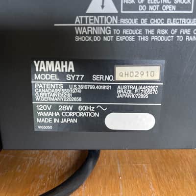 Yamaha SY77 Synth image 3