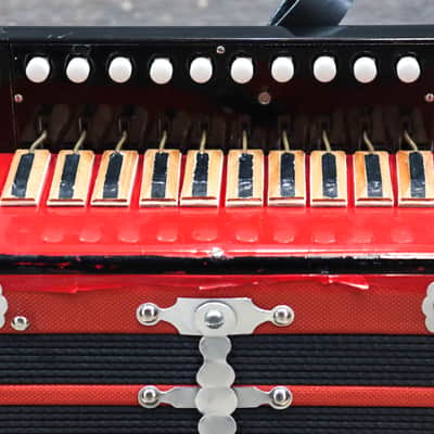 Gagné & Frère 1-Row 2-Bass 10-Treble Button "D" Red & Black Diatonic Accordion image 5