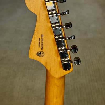 Fender Noventa Jazzmaster 2021 - 2023 - Walnut image 6