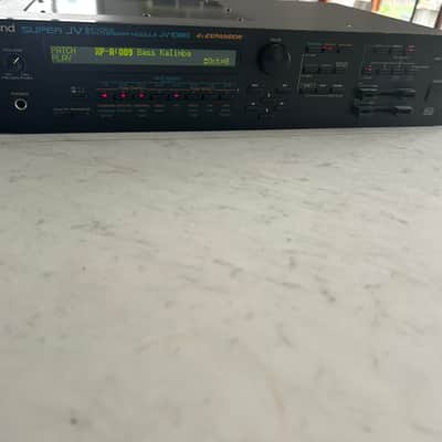 Roland JV-1080 64-Voice Synthesizer Module 1994 - 2001 - Black
