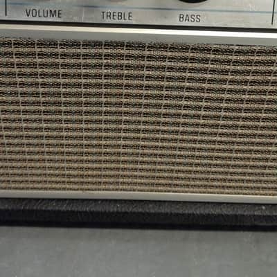 Fender Vintage Bassman Amp, Silverface image 5