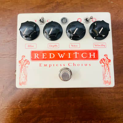 Red Witch Empress 2010s - White image 1