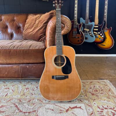 ギター YAMAKI custom TYPE The Smashing Pumpkins designed some wild Yamaha guitars to