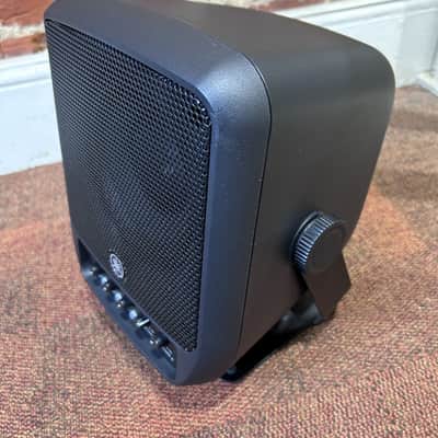 Yamaha Stagepas 100 BTR Portable Battery PA (Inc Bag) image 5
