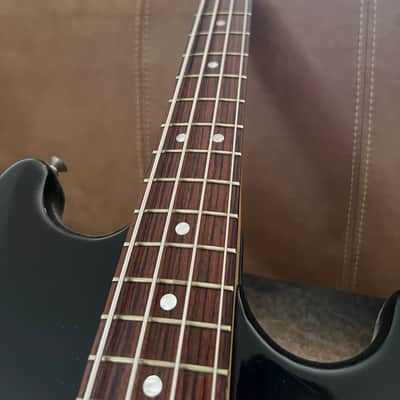 Fender Musicmaster Bass 1975 - 1981 - Black image 9