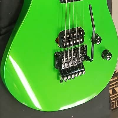 EVH Wolfgang WG Standard with Baked Maple Neck 2020 - Slime Green image 2