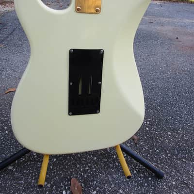 G&L Comanche Vintage White with Custom Brass/Gold Hardware USA, 2002 image 3