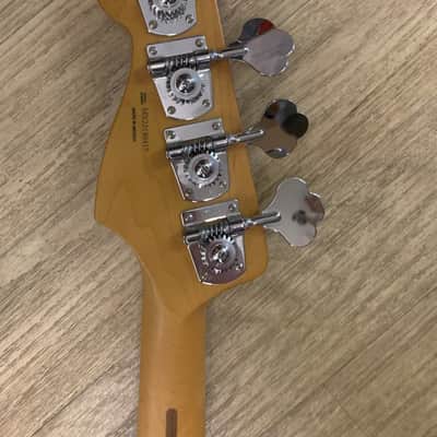 Fender Player Plus Active Meteora Bass 2022 - Present - 3-Color Sunburst image 6