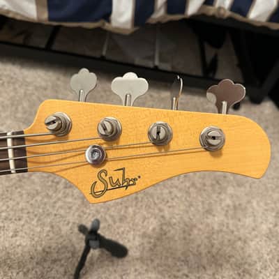 Suhr Classic J image 12