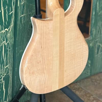 2025 Rickenbacker 660 Electric Guitar Maple Glo With Logo Hard Case image 17