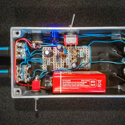 Rafferty HPF Pre 2 Bass Preamp / Adjustable High Pass Filter / Phase Switch Custom Color image 3