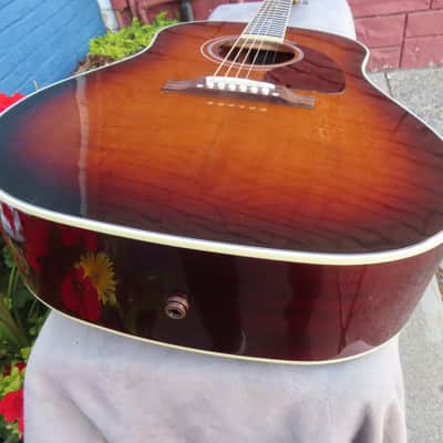 GIBSON 2025 J-45 CUSTOM SHOP GRIZZLEY SUNBURST MINT! image 13