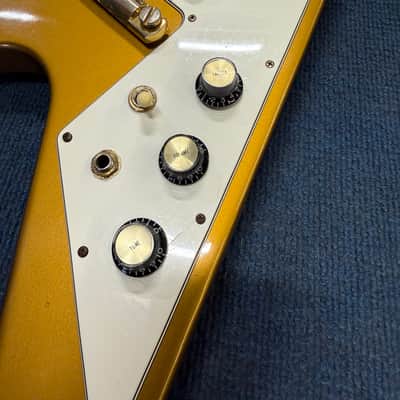 1993 Gibson Ltd Ed Flying V - #20 of 50 - Cadillac Gold image 8