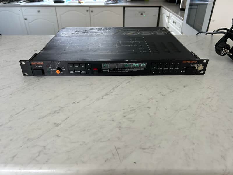 Roland SRV-2000 MIDI Digital Reverb | Reverb UK