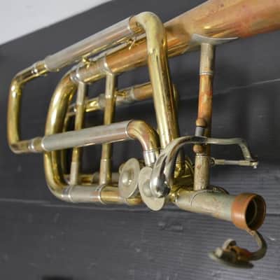 Trombon Bajo Bach Stradivarius 50BLG en buen estado image 7
