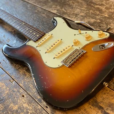 Fender Stratocaster Japan 1962 RI CIJ Era Three Tone Sunburst Relic w/ Hardcase image 5