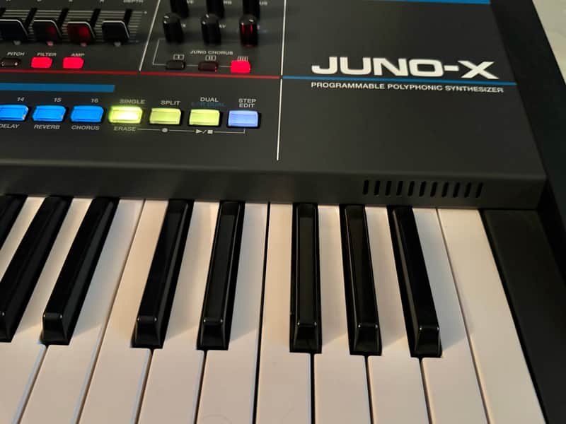 Roland Juno-X 61-Key Programmable Polyphonic Synthesizer 2022 - Present - Black image 1