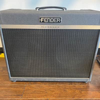 Fender Bassbreaker 18/30 2-Channel 30-Watt 2x12" Guitar Combo image 2