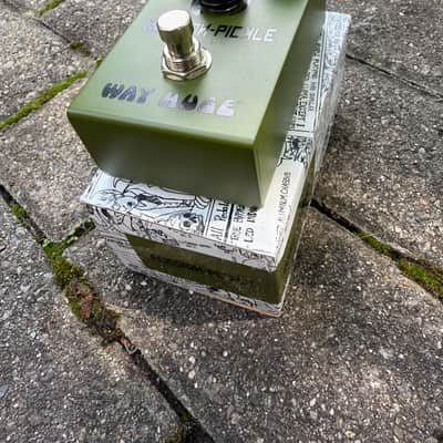 Way Huge WM42 Smalls Russian Pickle Fuzz MkIII 2018 - 2021 - Green image 7
