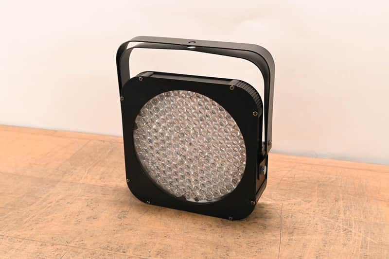 Blizzard Blizzard Lighting The Puck RGBAW Flat LED PAR Can