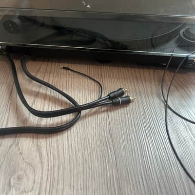 Pro-Ject turntable image 6