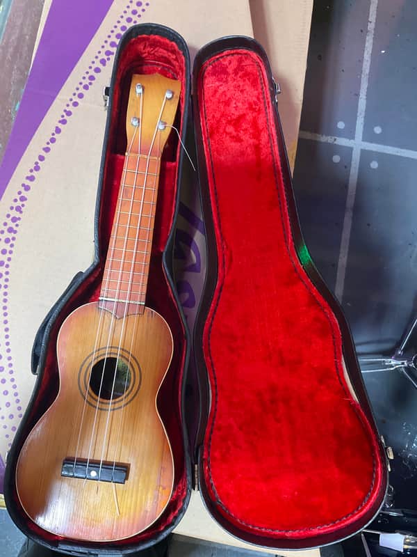 Suzuki Ukulele image 1