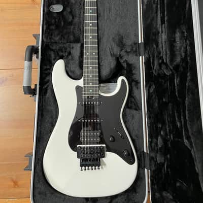 Jackson USA Select Series Adrian Smith Signature San Dimas Dinky DK with Ebony Fretboard 2023 - Snow White image 7