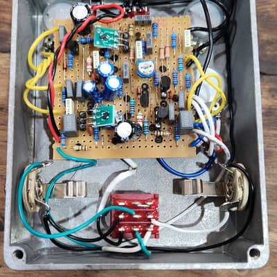 NEW! Hunter Pedals Buzzefall Laboga Mr. Hector Preamp Pedal 2025 Canada image 14