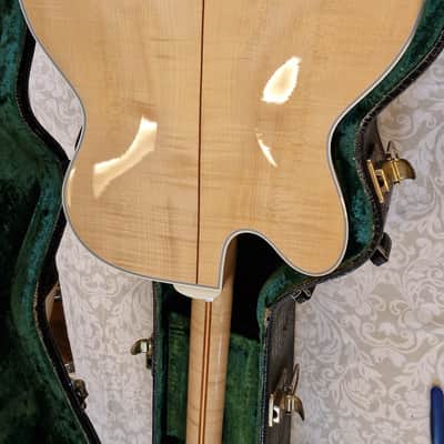 1995 Guild Artist Award USA Custom Shop Archtop Jazz Guitar American image 14