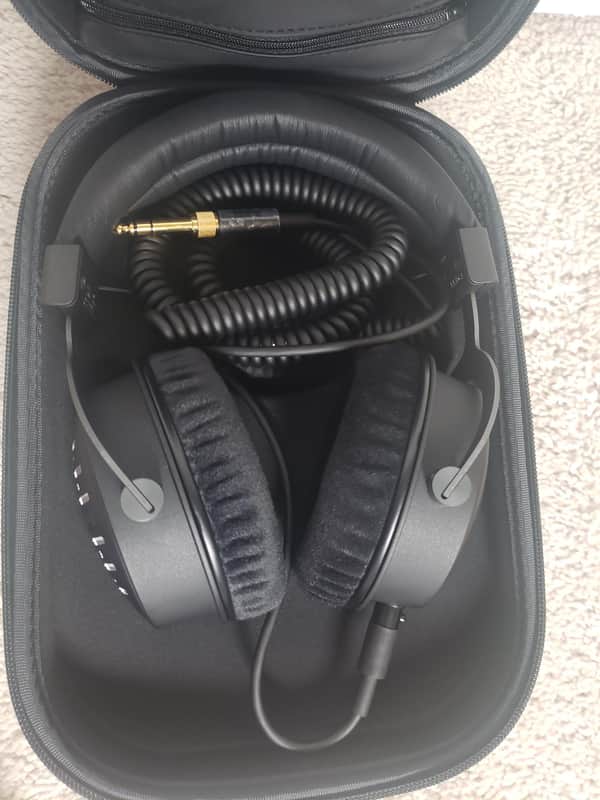MINT: beyerdynamic DT 1990 Pro – Open Studio Reference Headphones 250 Ohm 2021 - black image 1